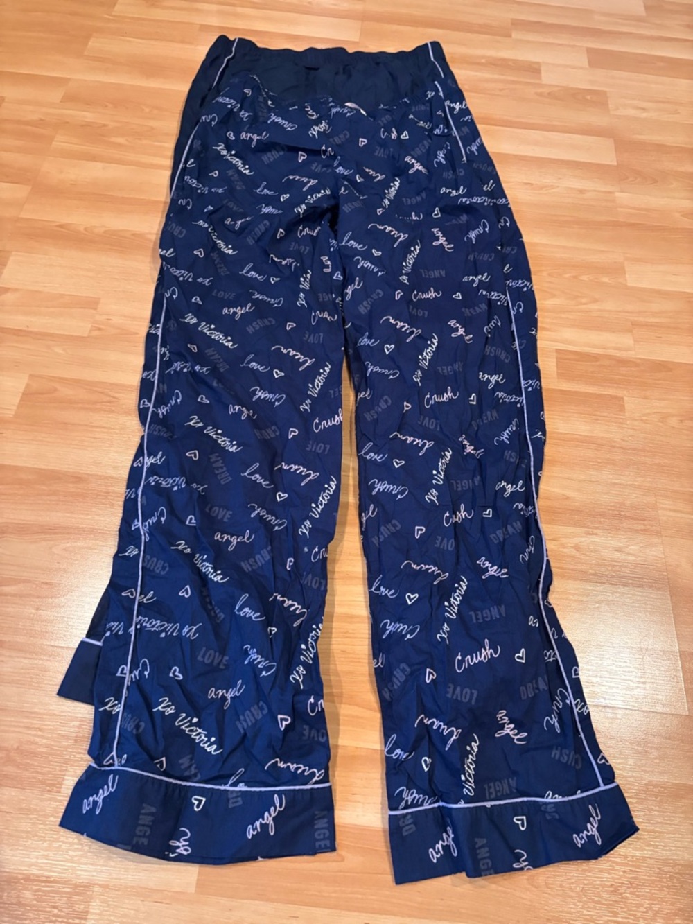 Victoria's Secret Pajama Bottoms - Picture 4 of 8